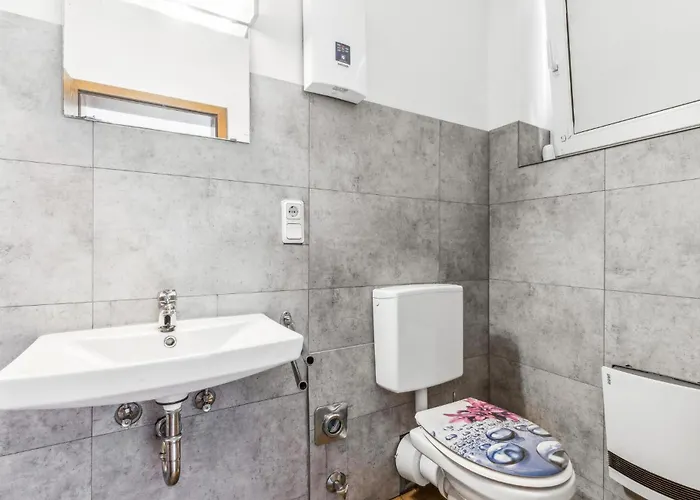 2 Bedroom In Hildfeld