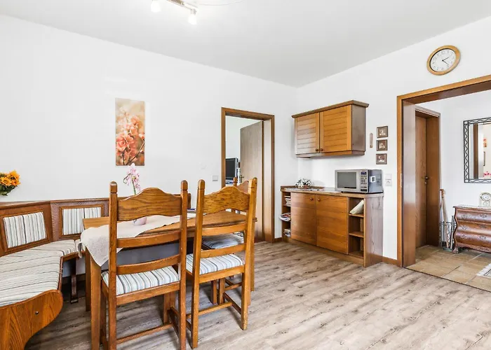 2 Bedroom In Hildfeld Appartamento *